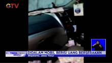 Mobil Kampanye Salah Satu Timses Paslon di Mojokerto Berserakan Uang