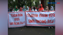Ratusan Massa Demo di Gedung DPRD Medan, Tolak Rizieq Shihab