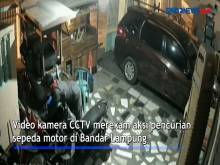 Video Aksi Pencurian Sepeda Motor di Bandar Lampung Terekam CCTV