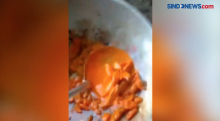Viral, Warga Masak Cabai Diberi Cat Orange di Banyuwangi