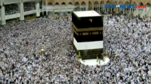 Pemerintah Arab Saudi Izinkan Umrah di Awal Ramadan