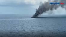 Korsleting Bagian Mesin, Kapal Nelayan Terbakar di Laut Jawa