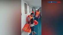 Penumpang Kapal KM Karya Indah Selamat  Karena Baju Pelampung