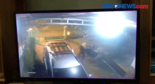 Pencuri Gotong Motor Hasil Curiannya Terekam CCTV