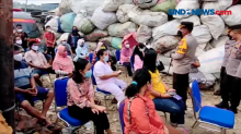 TNI Polri Jemput Bola, Gelar Vaksinasi untuk Tunawisma dan Pemulung