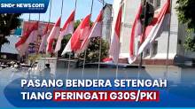 Warga Solo Pasang Bendera Setengah Tiang Peringati G30S/PKI