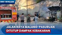 Kebakaran Hebat Gudang Barang Bekas, Akses Jalan Raya Malang-Pasuruan Ditutup Total