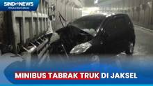 Gegara Jalan Licin saat Hujan, Sebuah Minibus Tabrak Truk di Jaksel