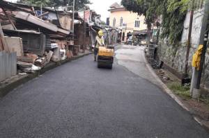 Jalan Retak Akibat Tergerus Hujan di Kramatjati Rampung Diperbaiki