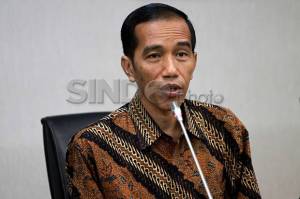 Jokowi Instruksikan Cek Protokol Kesehatan di Klaster Industri