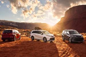 Tongkrongan Lebih Berani, Toyota Sienna 2021 Debut dengan Mesin Hybrid