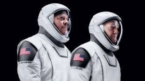 Seragam Astronot SpaceX Dirancang Desainer Kostum Batman dan Captain America