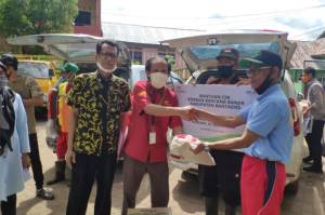 Pegadaian Salurkan Bantuan kepada Korban Banjir di Bantaeng