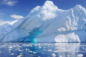 Lapisan Es Kian Menipis, Suhu di Antartika Naik 1,8 Derajat Celsius