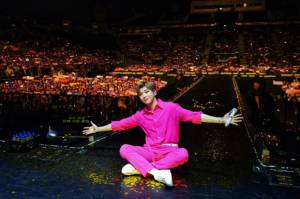 Rayakan 1 Tahun Karier Solo, Kang Daniel Gelar Konser Online Eksklusif