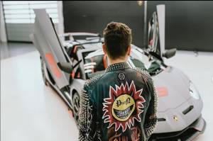 Sirkus MotoGP Asik Ngaspal di Jerez, Lorenzo Malah Pamer Mobil