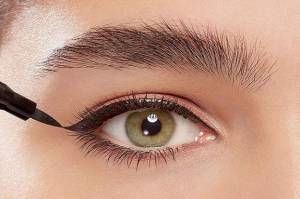 4 Tips Menyempurnakan Eyeshadow