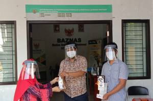 Menebar Solusi di Tengah Pandemi Bersama Baznas dan FTI Jayabaya