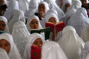 Alhamdulillah, BNI Syariah Dukung UMKM Wanita di Pesantren