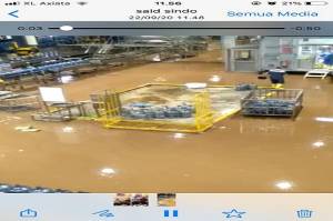 Demi Keselamatan Karyawan, Pabrik Aqua yang Diterjang Banjir Ditutup