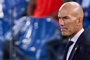 Zidane Yakin Barcelona Tetap Jadi Rival Terberat Real Madrid