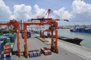 Kinerja Penguasa Pelabuhan Dihantam Gelombang Lockdown