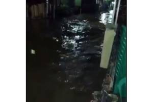 Vila Nusa Indah Terendam Banjir, Warga: Semoga Tidak Parah