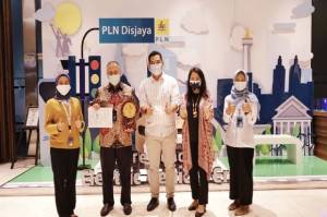Kado HLN ke-75, PLN Disjaya Raih Penghargaan Nusantara CSR Awards