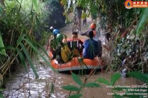Hendak Ambil Sendal, Bocah di Bogor Tewas Terseret Arus Kali Cikalang