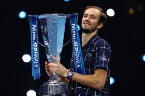 Tekuk Thiem, Medvedev Rebut Gelar ATP Finals