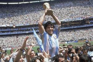 Prestasi Mendiang Maradona; 11 Trofi dan Rekor 136 Laga Tak Terkalahkan