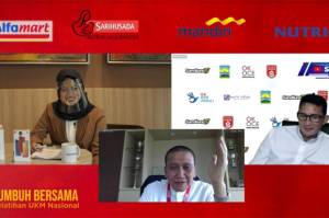 Alfamart dan Danone Indonesia Latih 1.000 Pelaku UKM
