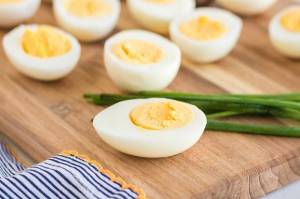 Trik Memasak Telur Rebus Agar Terkelupas dengan Baik
