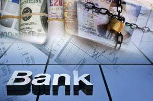Perbankan Setengah Hati Salurkan Kredit, Ekonom: Kondisinya Tidak Tepat