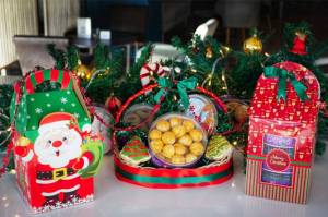 Mercure Makassar Tawarkan Ragam Hampers Spesial Natal