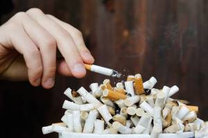 Kompak, Saham Emiten Rokok Terbakar Kenaikan Cukai