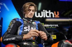 Bakal Tunggangi Motor Ducati, Adik Tiri Valentino Rossi Ingin Curi Ilmu Bagnaia