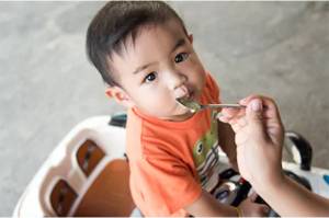 Jangan Berikan 8 Makanan Ini pada Bayi untuk Hindari Alergi