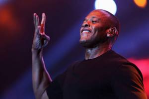 Dirawat di RS, Rapper Dr Dre Dikabarkan Alami Aneurisma Otak