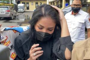 Selesai Diperiksa Polisi, Nindy Ayunda: Doanya Aja Ya Mba