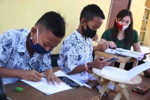 Evaluasi PJJ, Kemendikbud: Ada Penurunan Nilai Hasil Belajar Siswa