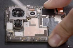 Dibongkar Total, Xiaomi Mi 11 Dinyatakan Mudah Diperbaiki