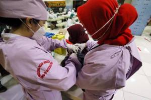 Vaksinasi COVID-19 untuk 9.729 Pedagang di Tanah Abang Ditargetkan Selesai 5 Hari