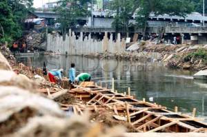Tangani Banjir, Pakar Lingkungan Sebut Normalisasi Sungai dan Pengurugan Masih Penting