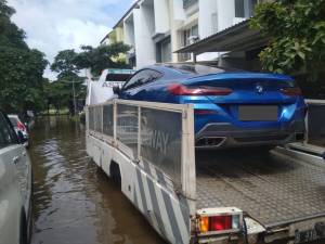 Atta Halilintar Perlu Tahu, BMW Punya Layanan Evakuasi Banjir