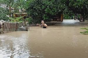 Banyak Tanggul Jebol Jadi Penyebab Banjir Bekasi dan Karawang