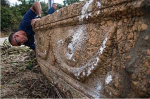 Sarkofagus Era Romawi Berusia 1.800 Tahun Ditemukan di Israel
