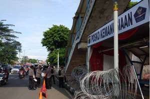 Dikawal Ketat, Habib Rizieq Tiba di PN Jakarta Timur Lebih Awal
