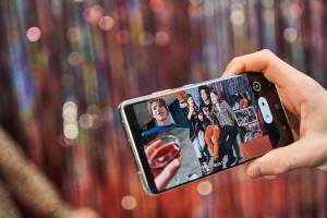 Baterai Pintar dan Mode Malam, Alasan Galaxy S21 Ultra 5G Cocok untuk Film Pendek