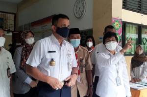 Rumah Panggung Dikritik F-PDIP DPRD DKI, Begini Jawaban Bijak Wali Kota Jaktim